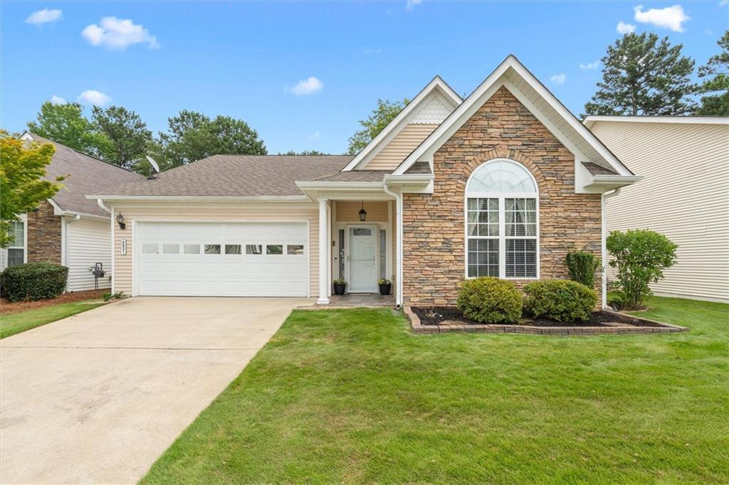 9821 Reflections Dr., Villa Rica, GA 30180