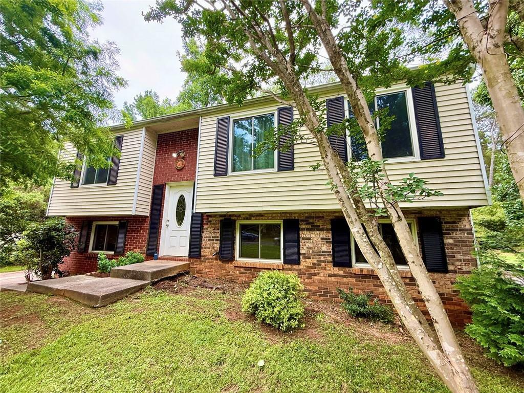 2956 Nelson Dr., Duluth, GA 30096
