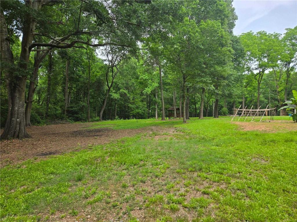 1109 Dixon Bridge Rd., Maysville, GA 30530