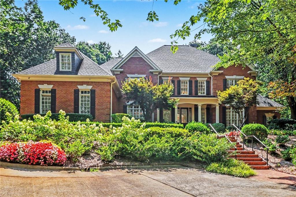 5950 Long Island Dr., Atlanta, GA 30328