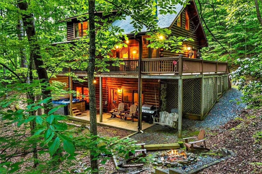 28 Dupont Dr., Blue Ridge, GA 30513