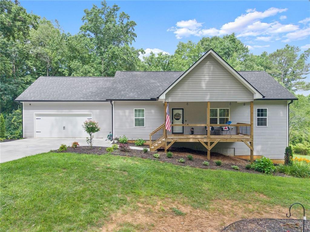 7280 Log Cabin Rd., Cumming, GA 30028