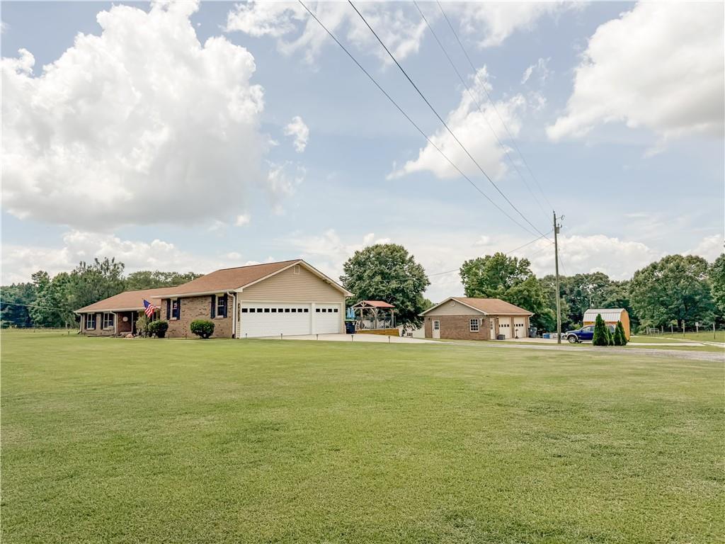 4817 Cook Rd., Stockbridge, GA 30281