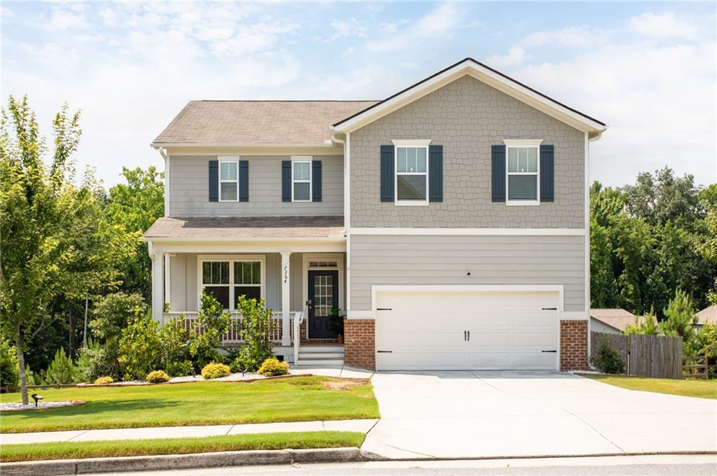 7364 Stone Bluff Dr., Douglasville, GA 30134