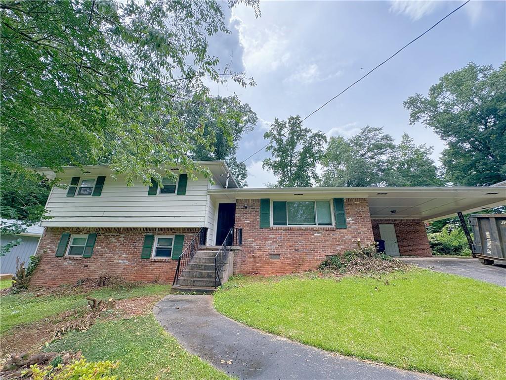 2223 Shamrock Dr., Decatur, GA 30032