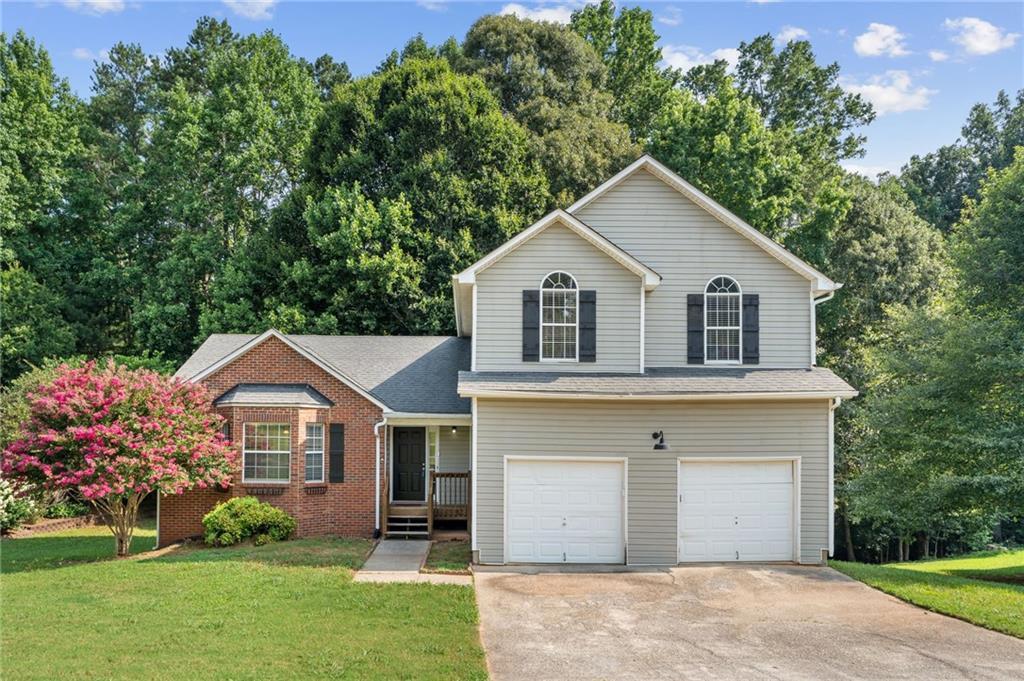 267 Silverleaf Ln., Dallas, GA 30157
