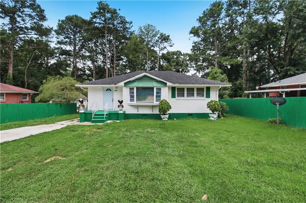 1101 Lloyd Dr., Forest Park, GA 30297