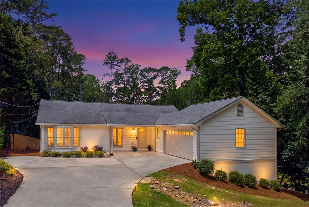 6014 Lake Lanier Heights Rd., Buford, GA 30518