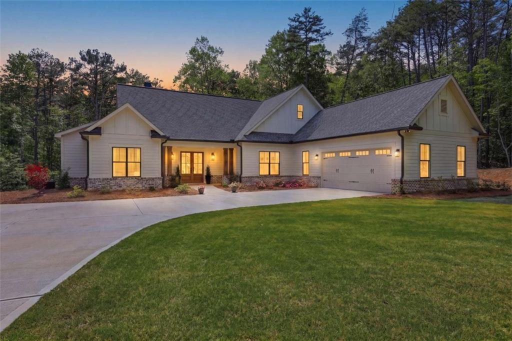 316 Glazenwood Dr., Clarkesville, GA 30523