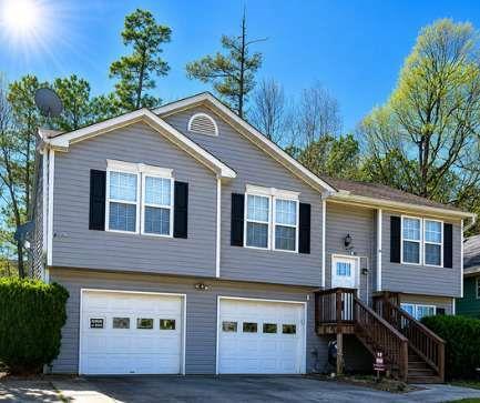 5700 Hollow Ridge Ln., Norcross, GA 30071