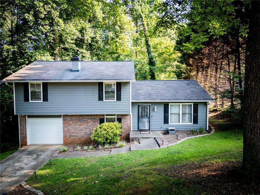 3990 Skidmore Ct., Decatur, GA 30034