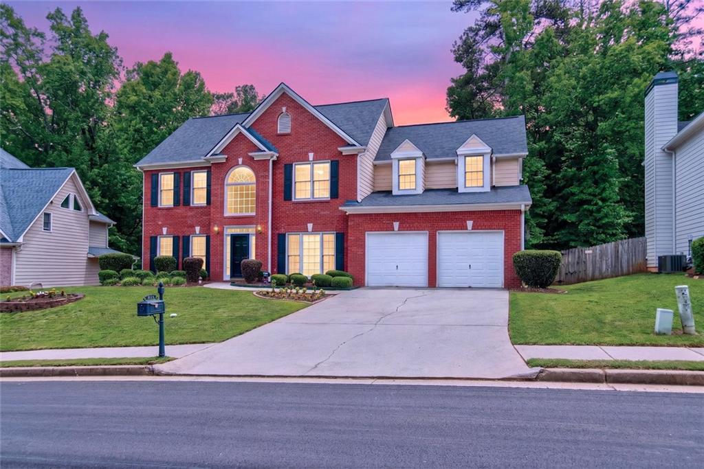632 Oakview Tr., Stone Mountain, GA 30087
