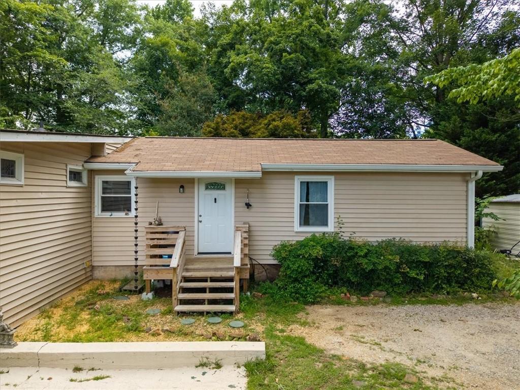 58 Knox Rd., Powder Springs, GA 30127