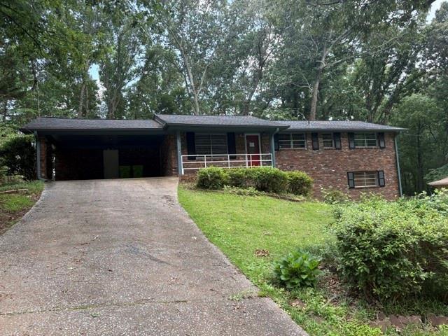 5835 S Bear Dr., Douglasville, GA 30135