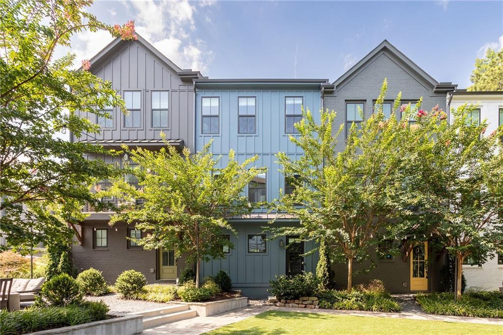132 Pacer Pl., Atlanta, GA 30342