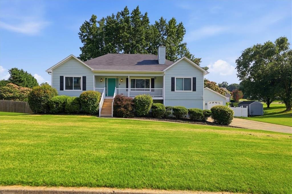 34 Hickory Leaf Ln., Acworth, GA 30101
