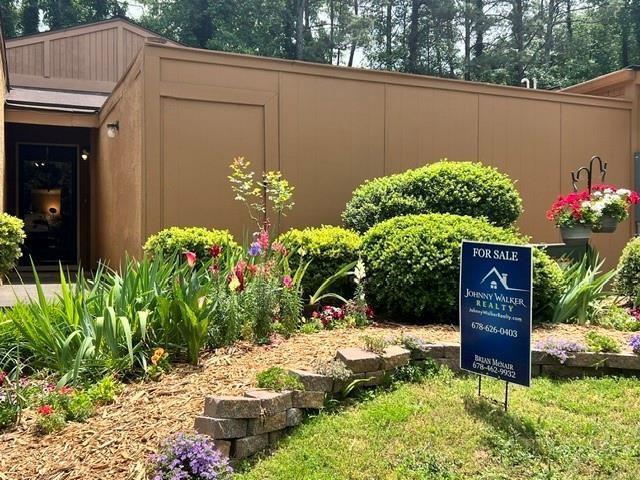 831 Lake Hollow Blvd., Marietta, GA 30064