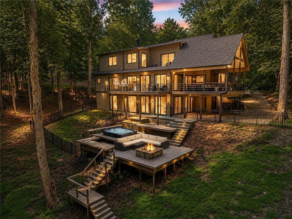 6680 Woodlake Dr., Flowery Branch, GA 30542