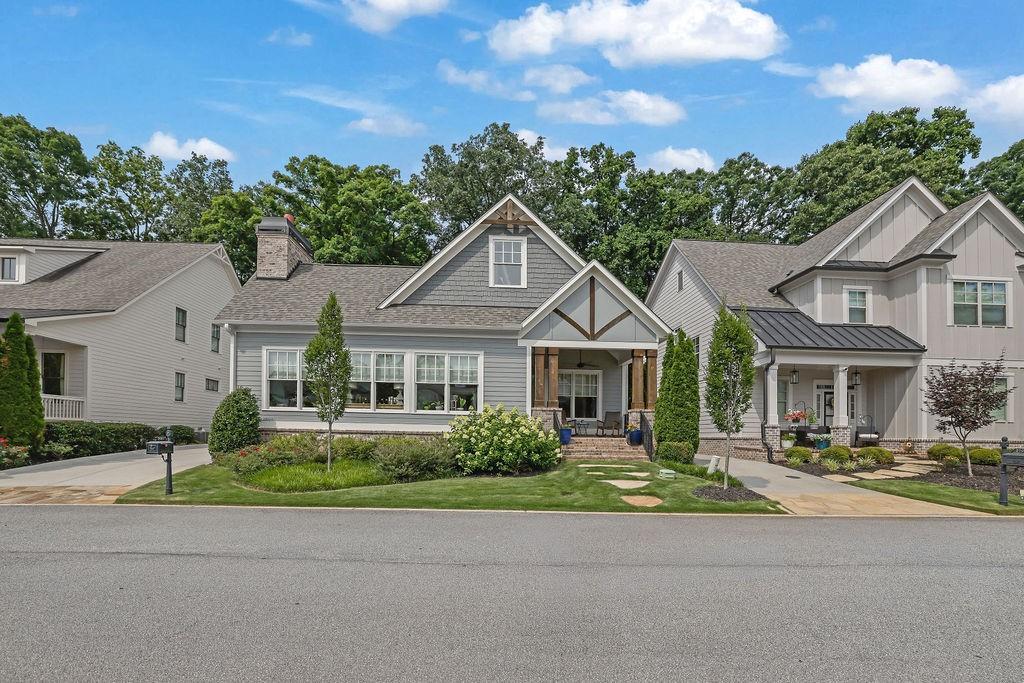 5690 Vineyard Park Tr., Norcross, GA 30071