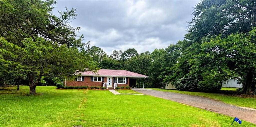 115 Pineview Ln., Hartwell, GA 30643