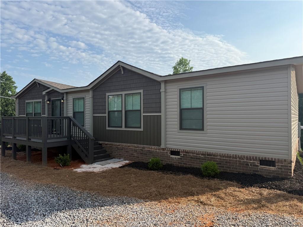 654 Robertson Loop Rd., Clarkesville, GA 30523