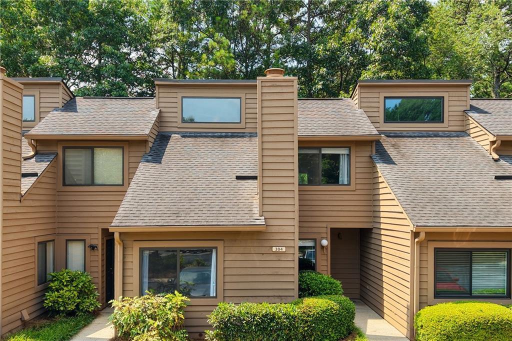 304 Parkaire Crossing, Marietta, GA 30068