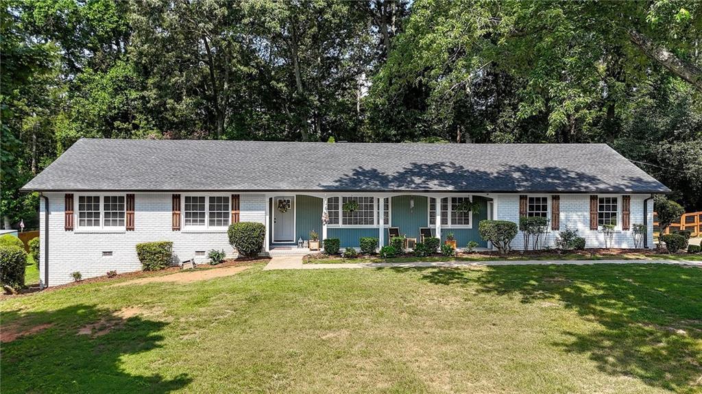 1256 Longwood Dr., Marietta, GA 30008