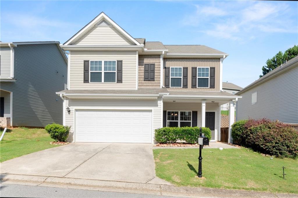 351 Crescent Woode Dr., Dallas, GA 30157