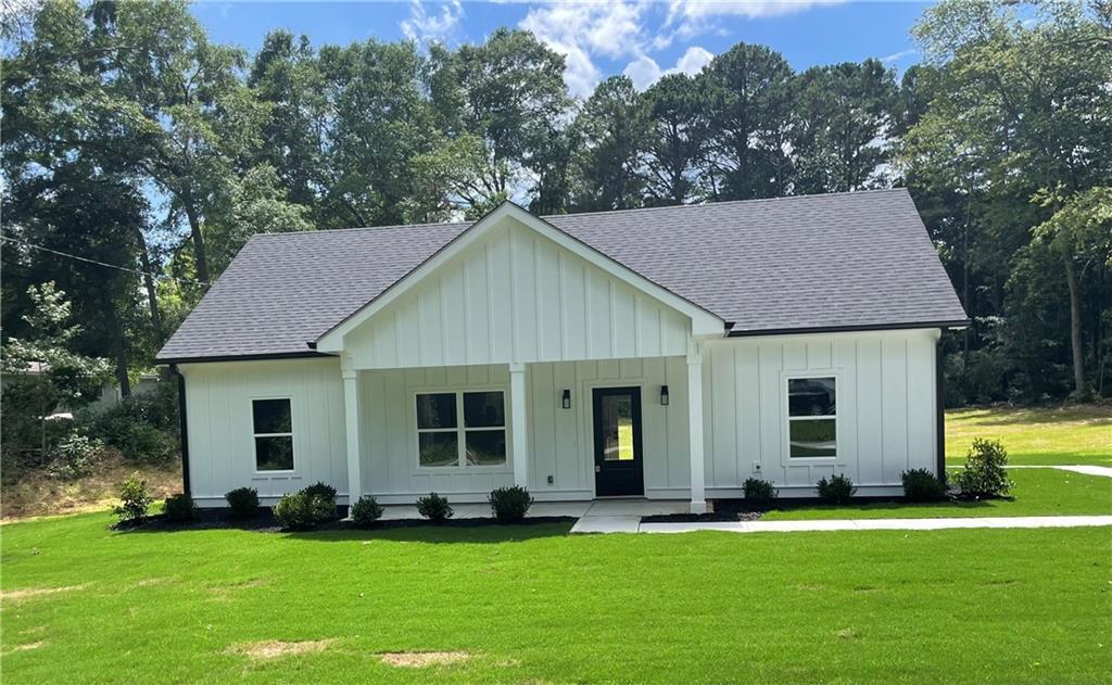 90 Baker Ln., Oxford, GA 30054