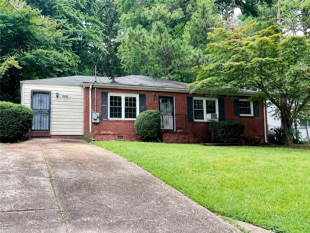1915 Meadow Ln., Decatur, GA 30032
