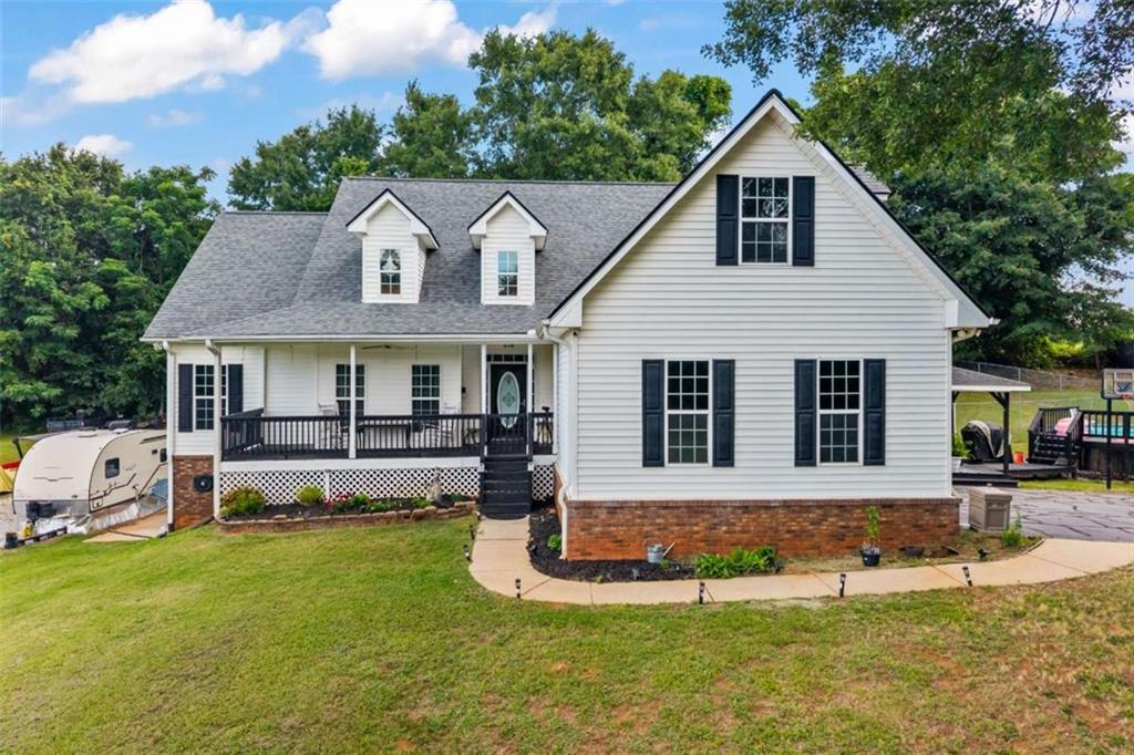 238 Apple Valley Rd., Commerce, GA 30529