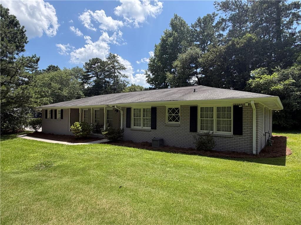 2447 Lenora Church Rd., Snellville, GA 30078
