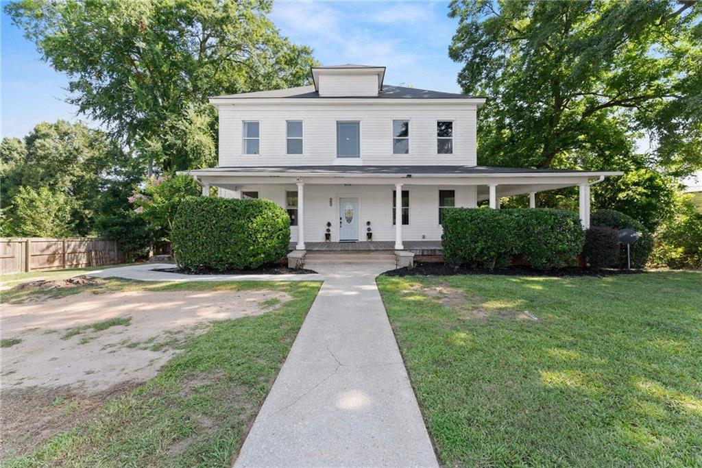 2158 Broad St., Commerce, GA 30529