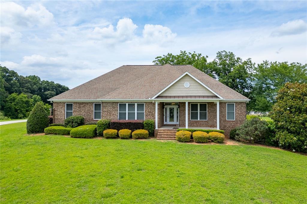 563 Martin Rd., Talmo, GA 30575