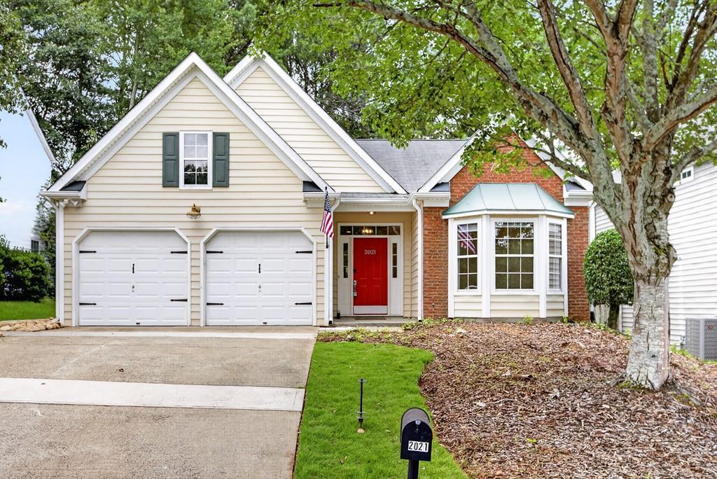 2021 Crestview Way, Woodstock, GA 30188