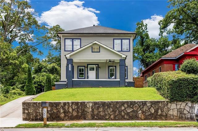 New Homes with Master Bedrooms on the 1st Floor in West End: July 4th to July 10th