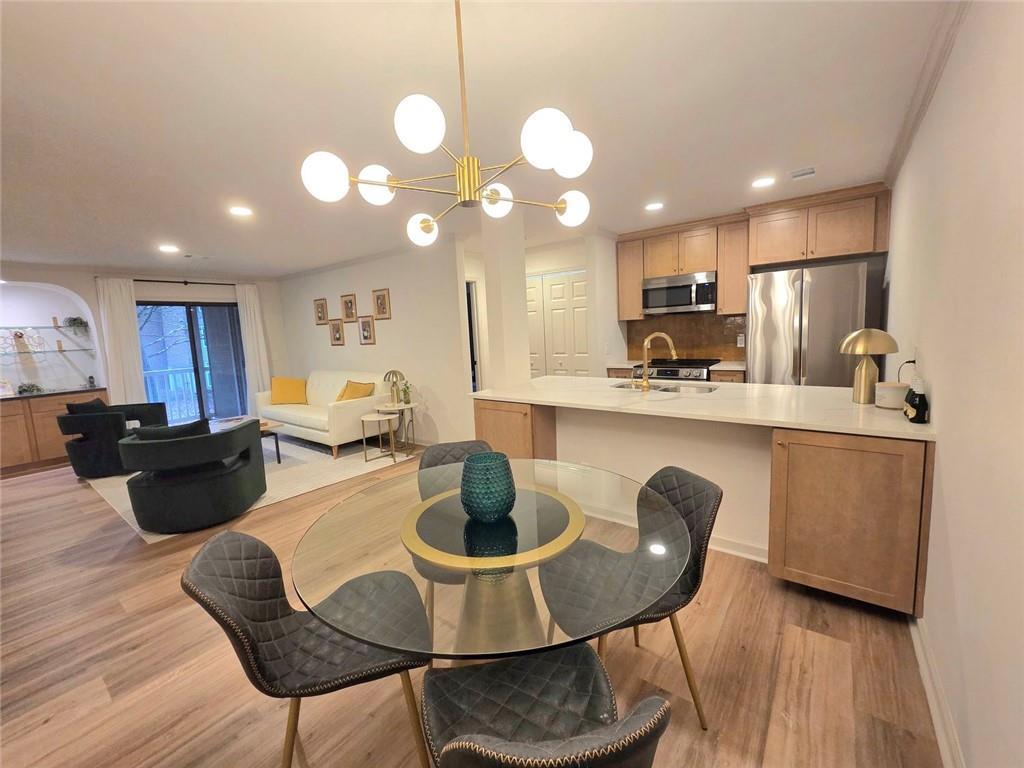 301 Barrington Hills Dr., Atlanta, GA 30350