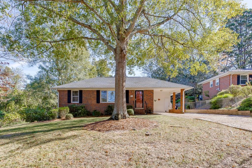 1152 Piedmont Pl., Gainesville, GA 30501
