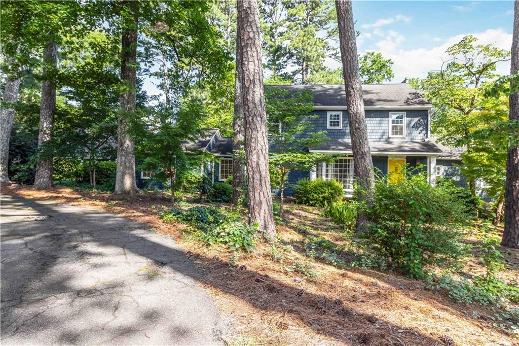 1367 Lansdowne Ct., Marietta, GA 30008