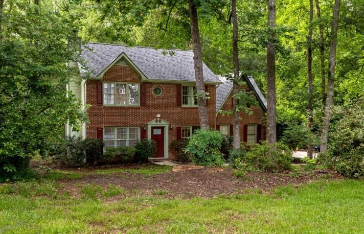 140 Windsor Dr., Fayetteville, GA 30215