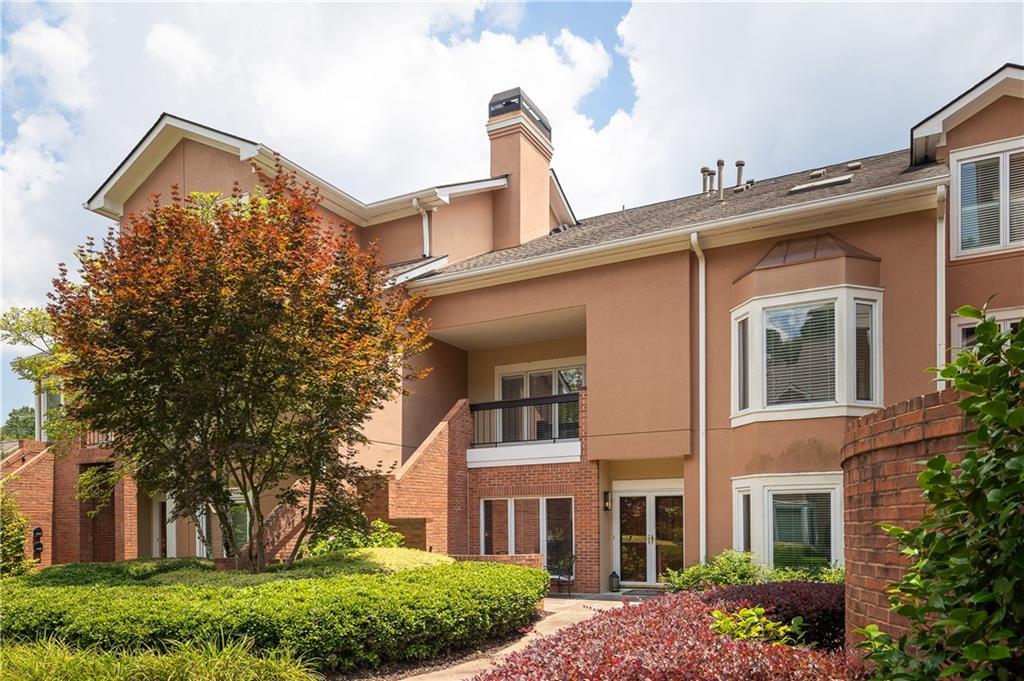 5356 Brooke Ridge Dr., Atlanta, GA 30338