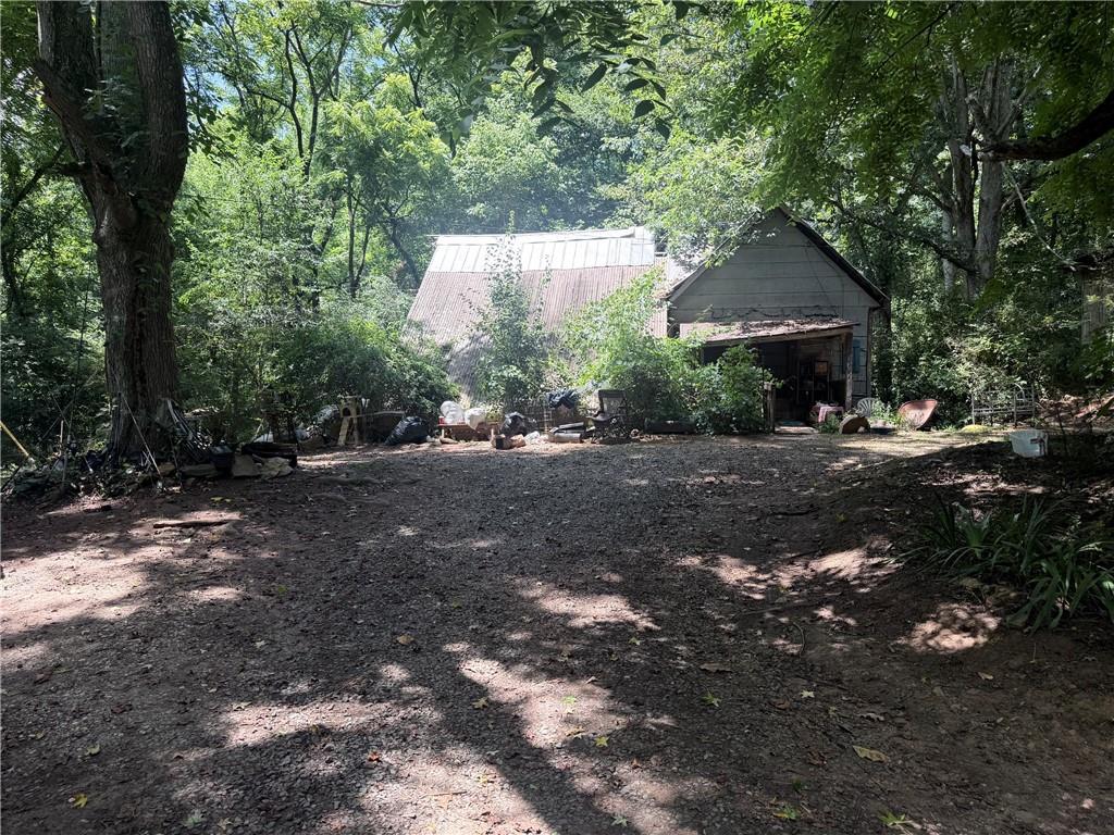 1370 Ball Creek Rd., Talking Rock, GA 30175