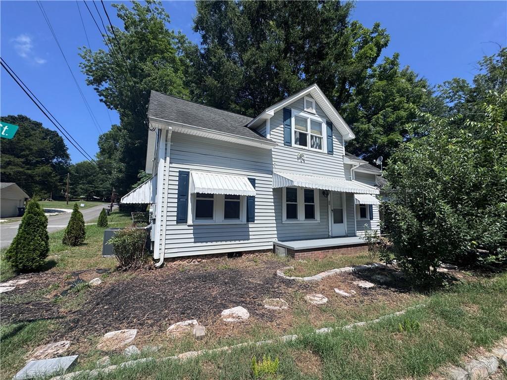 30 Fannin St., Cave Spring, GA 30124
