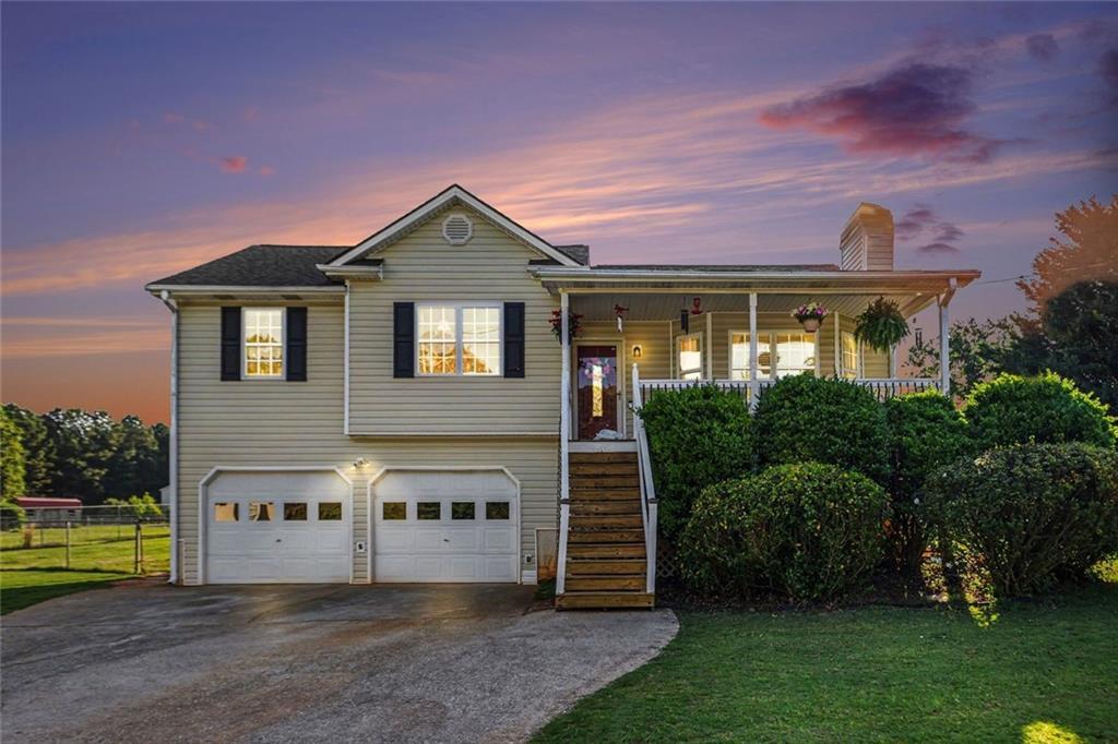 302 Fairview Ln., Dallas, GA 30157