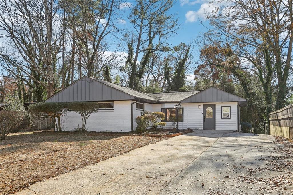 2907 Monterey Dr., Decatur, GA 30032