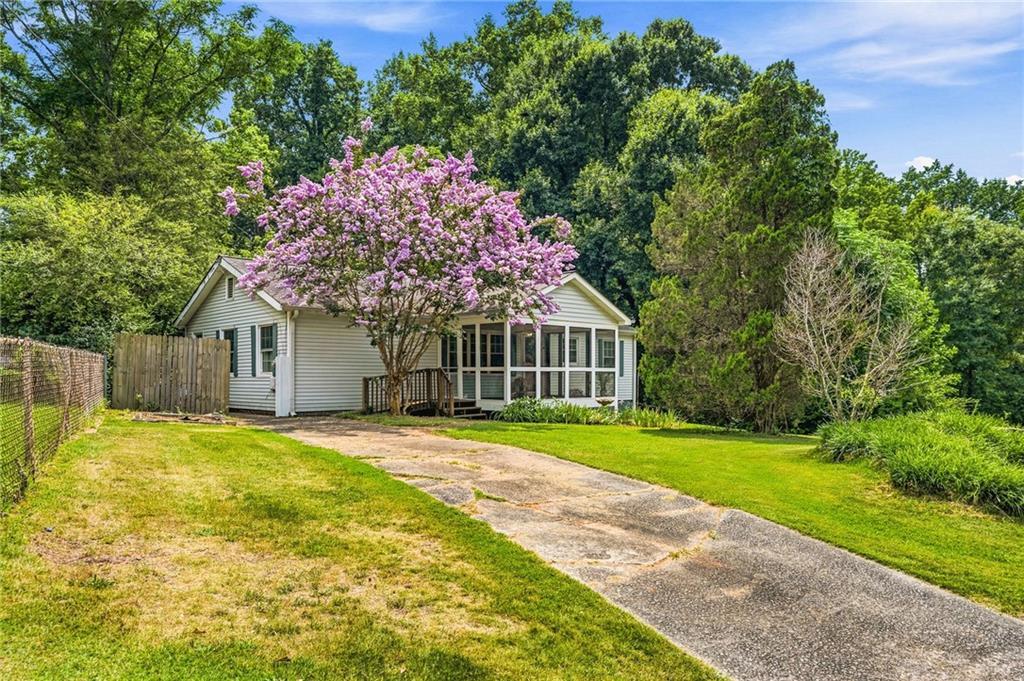 878 Wanda Circle, Marietta, GA 30008