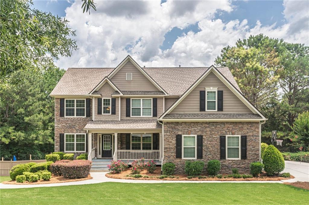 1664 Maes Overlook, Loganville, GA 30052