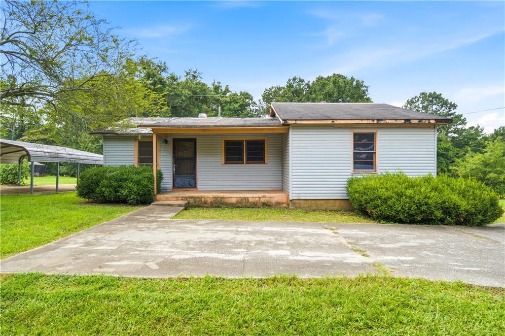 535 Kent Rd., Bowdon, GA 30108