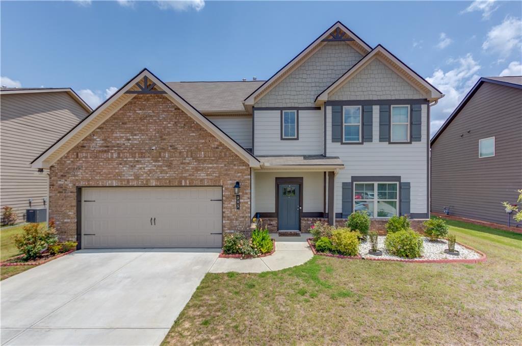 305 Eleanora Crossing, Loganville, GA 30052