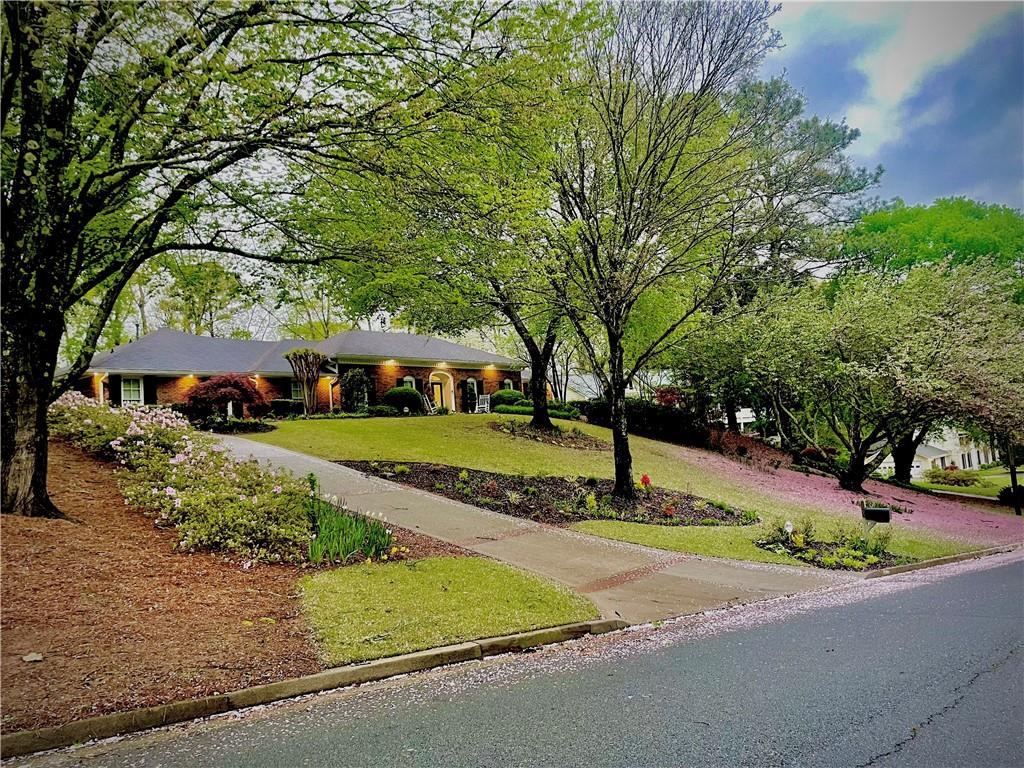 5865 Riverwood Dr., Sandy Springs, GA 30328